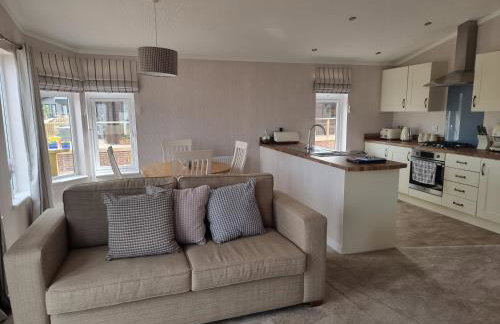 Luxury 2-Bed Lodge in Routh HotTub & Pet Friendly - Foto 25