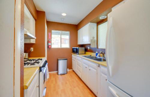 1 Mi to Whiskey Row Home with Fire Pit and Deck - Foto 9