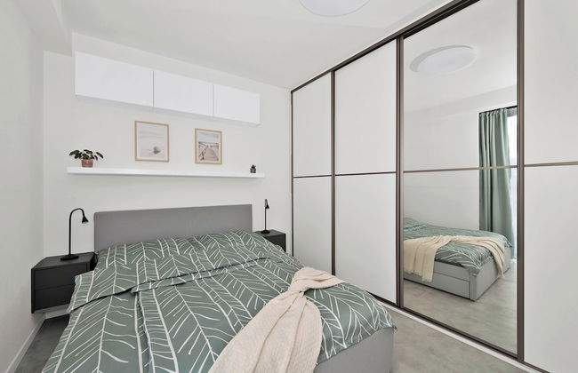 Fully equipped apartments with Terraces, Free garage parking, Netflix & AC - by Apartmány Šlapanice cz - Foto 4