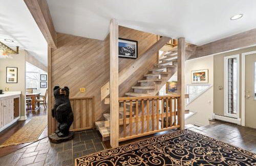 Chalet Across from Holiday Valley Walk to Lifts - Foto 8