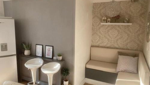 Welsh Retreat with Stunning Views sleeps upto 4 - Foto 5