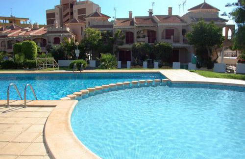 Precioso dúplex con piscina, en 1ª linea de playa - Foto 20