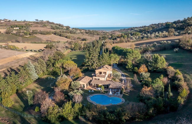 Villa Isotta 8 4 Emma Villas - Foto 41