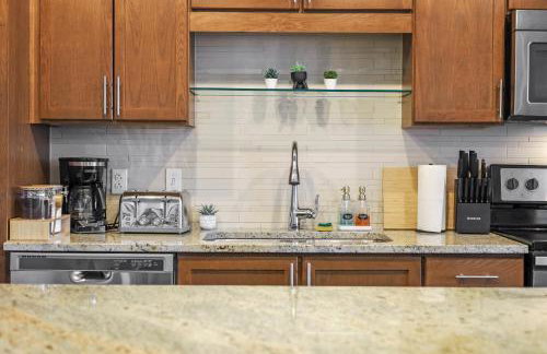 High-Rise 30th Flr Modern Apt, Downtown Dallas - Foto 11