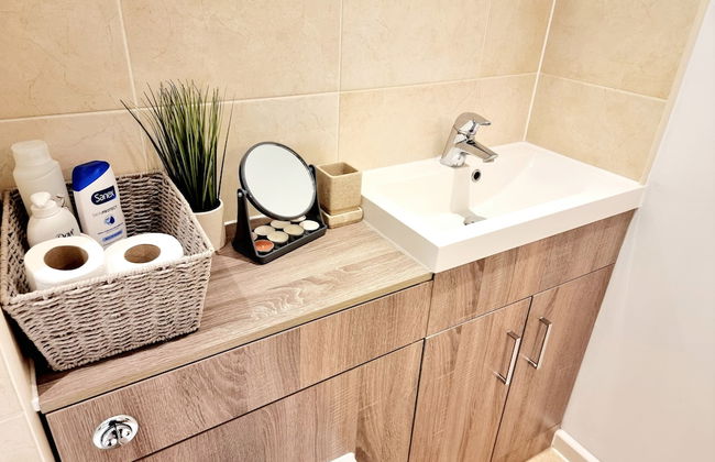 Beautiful 2-bed Apartment in Milton Keynes - Foto 18