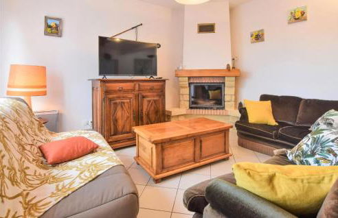 Beautiful Home In Créances With Wifi - Foto 3