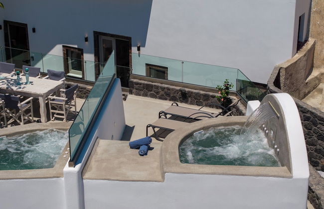 Yiota Collection 4 Suites & 4 Prive Jacuzzi - Foto 72