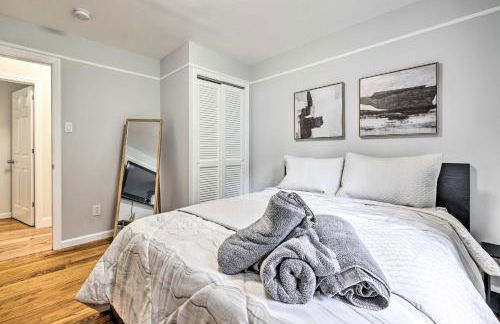 Pocono Home with Hot Tub, Fireplace and Game Room! - Foto 17