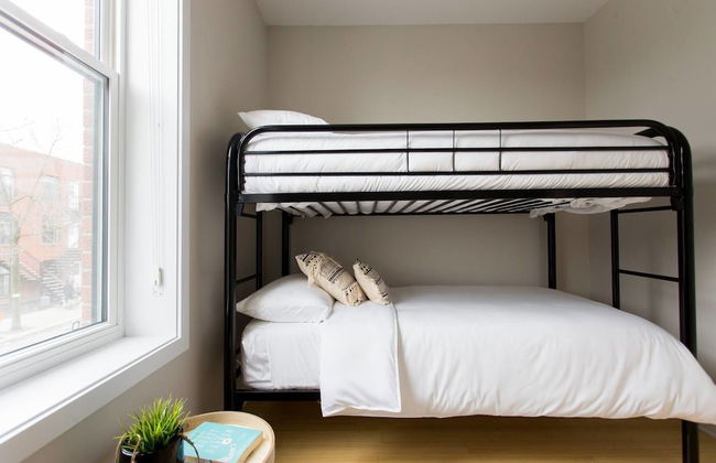 Trendy Little Italy 3 Bedroom Condo - Foto 8