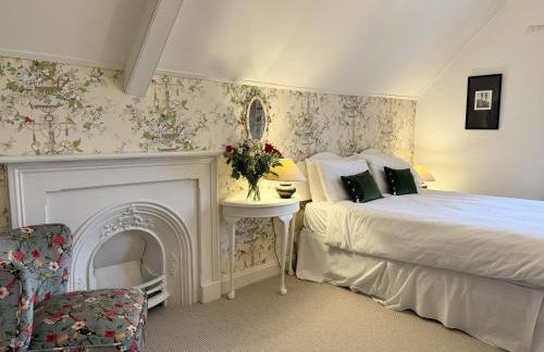 Welcome to Hazelwood, The Mount Somerton Apartment - modern and fully equipped, Private off-street parking, Near Glastonbury Tor, The spectacular Wells Cathedral, Stourhead, Sherborne Abbey, Millfield School, Clark's Village - Foto 19