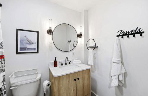 Cozy 2-Floor Home 5BR 3BA 2 Kitchens Backyard - Foto 51