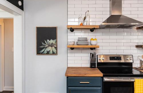 Stylish 2BR 1 Mile From Downtown And The Aquarium - Foto 29