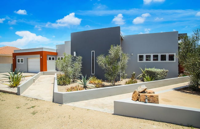 Stunning Modern Home, Near Beaches Full AC - Foto 54