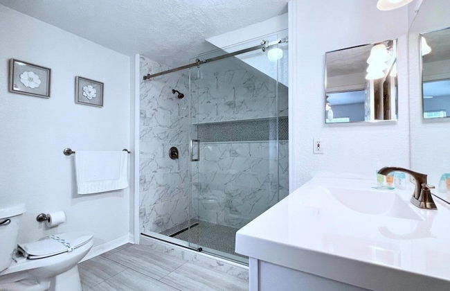 Lovely Family Townhome In Great Location-2200scd 4 Bedroom Townhouse by RedAwning - Photo 13