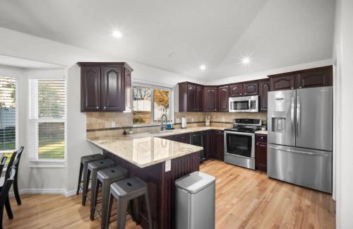 The BYU Fan Club - Close to BYU - Family Retreat - Foto 9