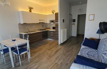 WELCOME RIVIERA - FIOCCO DI MARE elegante e moderno appartamento completamente rinnovato situato in una zona tranquilla -toll parking at 15 euro per day to be booked in advance -subject to availability - Foto 38