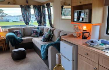 Tranquill caravan with stunning views ideal for relaxation - Foto 16