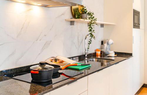 Edificio Fénix by Plaza Mayor Apartamentos - Photo 66