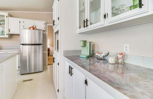 4 Mi to Norfork Lake Country Stay with Farm Views! - Foto 8