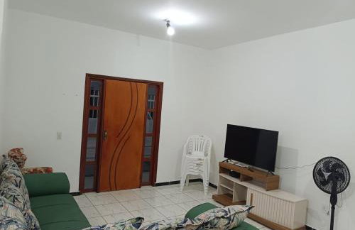 Casa espaçosa, com ar condicionado em todos os quartos - Foto 7