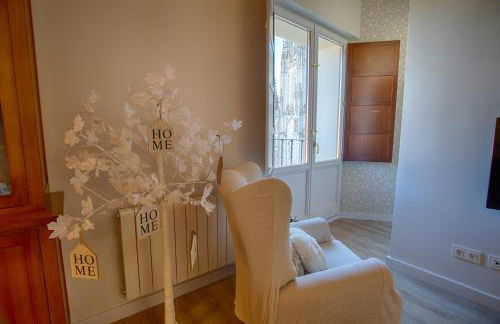 Una MIRADA A LA CATEDRAL-Apartamentos Burgos Catedral - Foto 7