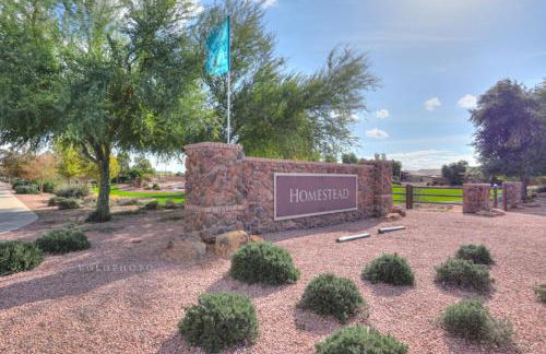 Private Mini Serene Oasis with Pool - Photo 44