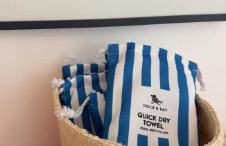 Luxury Villa with Beach Hut and Hot Tub - Photo 49