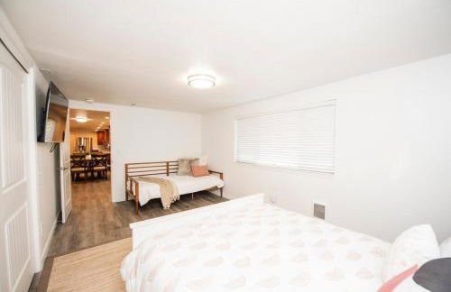 Beautiful like new home in a quiet neighborhood - Foto 33