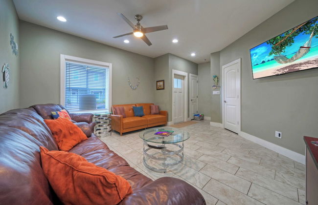 Ridley Retreat Community Pool, Mins to the Beach Corpus Christi + Port A - Foto 8