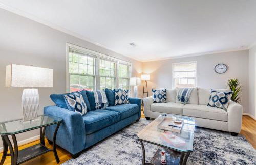 Southern Charm 2BR Greensboro Nest - Foto 17