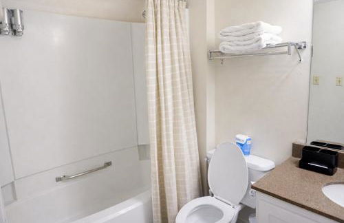 Two Bedroom Loft*Great Location*Award Winning Beds - Foto 6