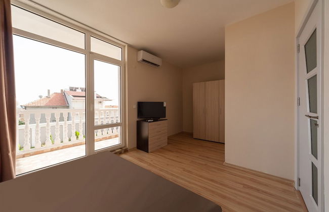 ROEL Residence Apartments - Photo 17