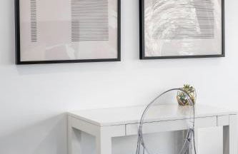 Relaxed Hillside Retreat with Hot Tub and Skyline Views - Foto 32