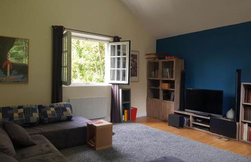 Villa Colin, la tête dans les bois, à deux pas de la mer, classée 4 étoiles - Foto 8