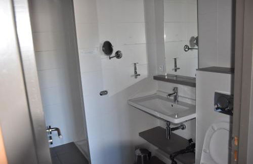 Adonis Lyon Dock Ouest - Photo 43