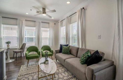 Comfy Studio With Private Parking Near Tx Med Ctr - Foto 1