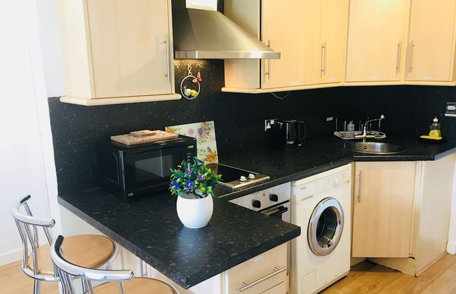 Oxford Private Studio - Parking - Photo 5