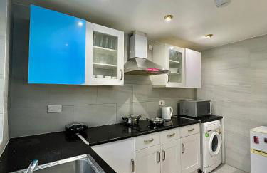 Cosy Stylish Guest House with Private Patio and Gym Gear - Foto 11