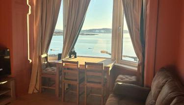 The Skipper's Rest - Photo 3