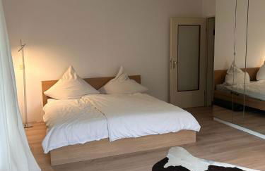 Oli Munich suburb Apartment Garden Balcony - Foto 3