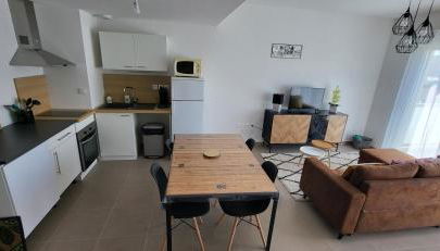 Appartement avec balcon/terrasse - Photo 2