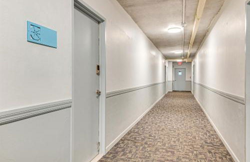 Steps to Ocean Satellite Beach Condo with Balcony - Foto 23