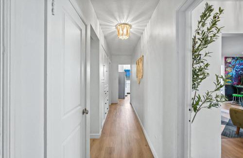 Belmont Shore Getaway with Hot Tub and Firepit - Foto 42