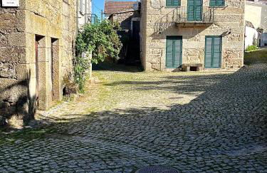 Casa rústica com terraço e jardim - Foto 40