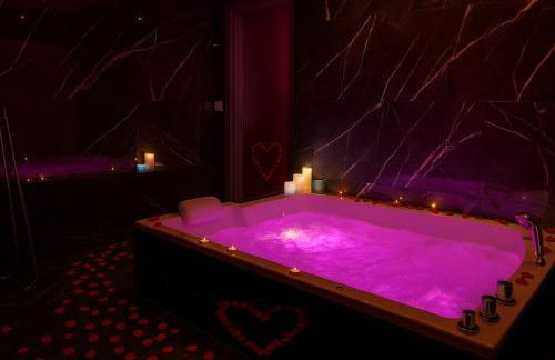 Love Room Royan - Foto 5