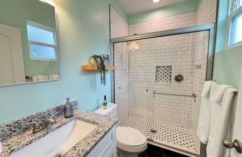 The Royal Cypress Suite Near UF Shands Downtown - Photo 37