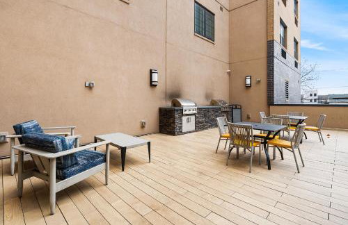 Modern 2BR 2BA Condo Sleeps 8 with Gym Laundry 20 Min to NYC - Foto 54