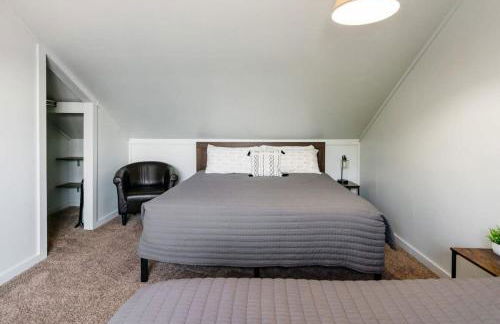 Fife Lake Lodge 2BR Loft with Kitchen & Lake Views - Foto 13