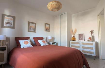 Joli rez de jardin piscine - Foto 14