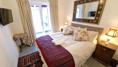 Charming Apartment near Kings Cross - Photo 3